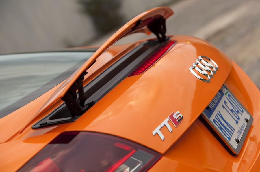 Детали экстерьера Audi TTS Coupe (8J) 2010 года  (NA) (фото 24 из 30)